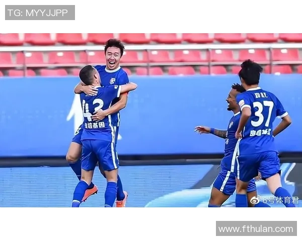 杭州足球队强势领跑城市联赛积分榜总分达65分展现出色实力