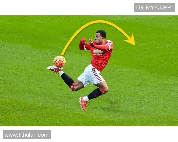 足球明星精彩瞬间卸球特写图片展示与解析 足球明星精彩瞬间卸球特写图片展示与解析