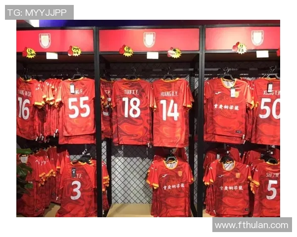 重庆足球队近期表现深度解析与状态对比分析 重庆足球队近期表现深度解析与状态对比分析